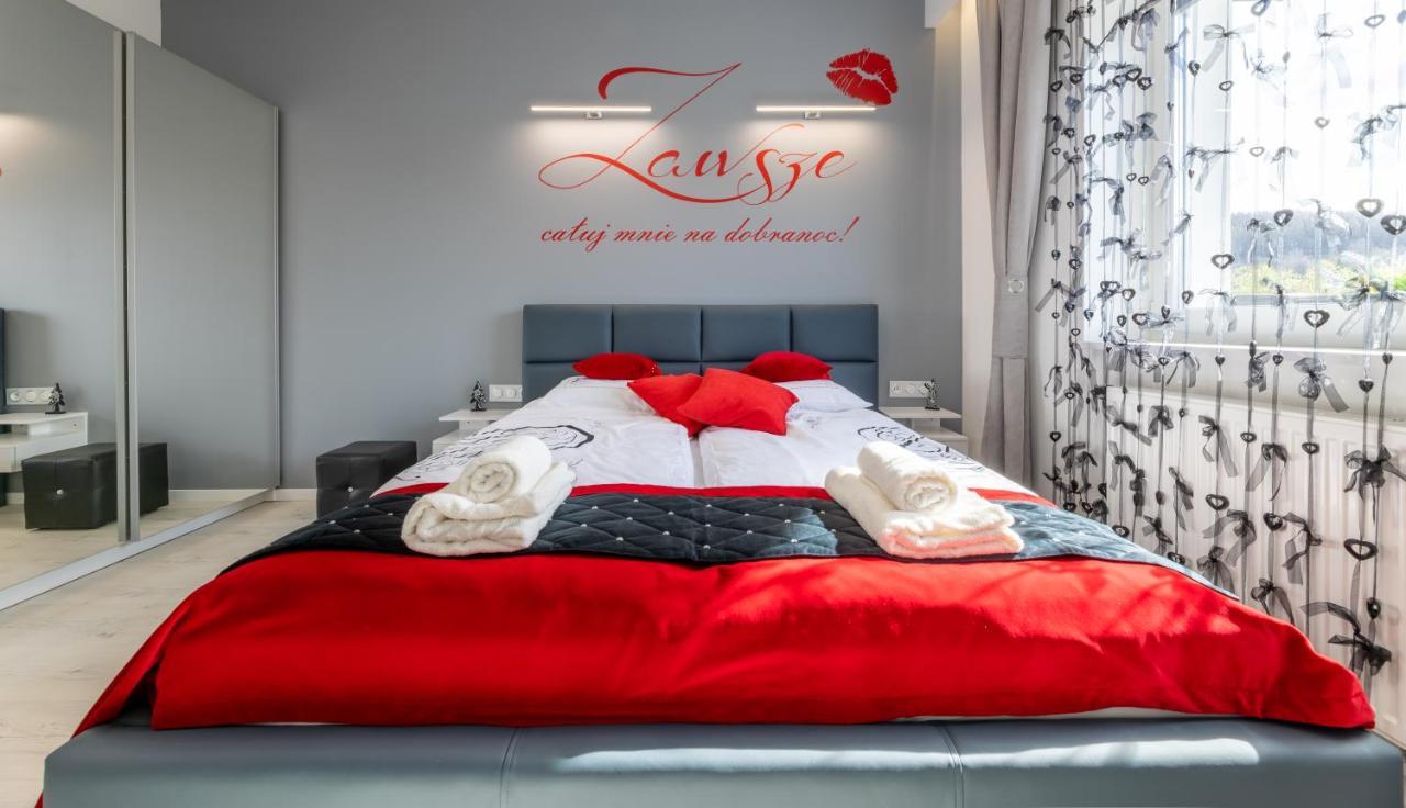 Leo Apartament Delux Ustrzyki Dolne Kültér fotó
