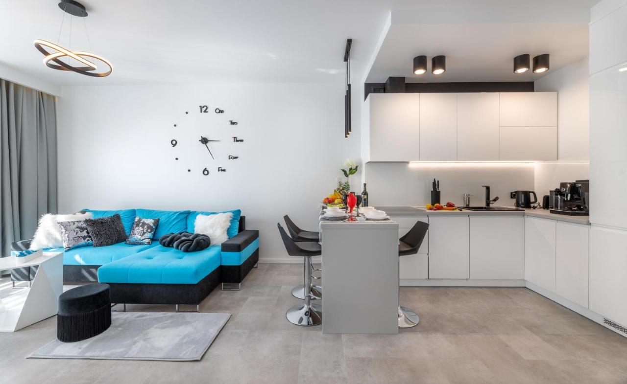 Leo Apartament Delux Ustrzyki Dolne Kültér fotó