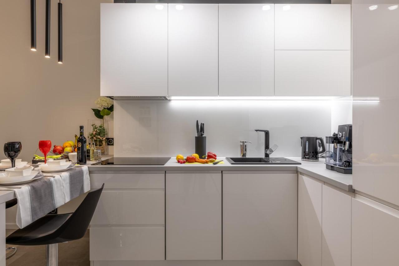 Leo Apartament Delux Ustrzyki Dolne Kültér fotó